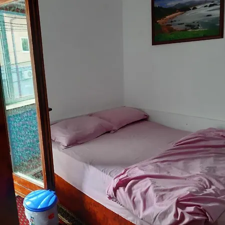 Casa Silvian קונסטנצה